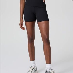Vuori Inversion Ribbed Biker Shorts